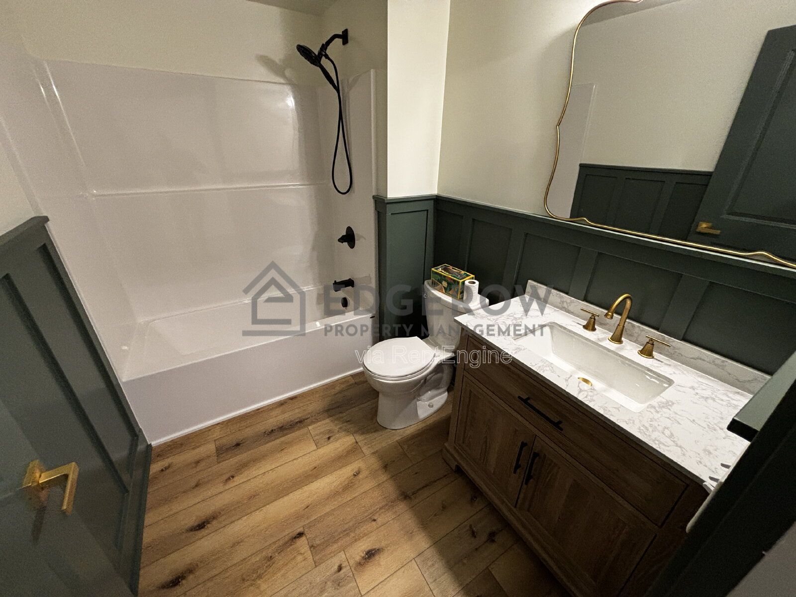 Gallery Image 6