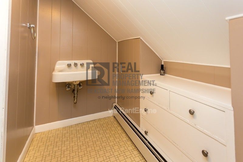 Gallery Image 19