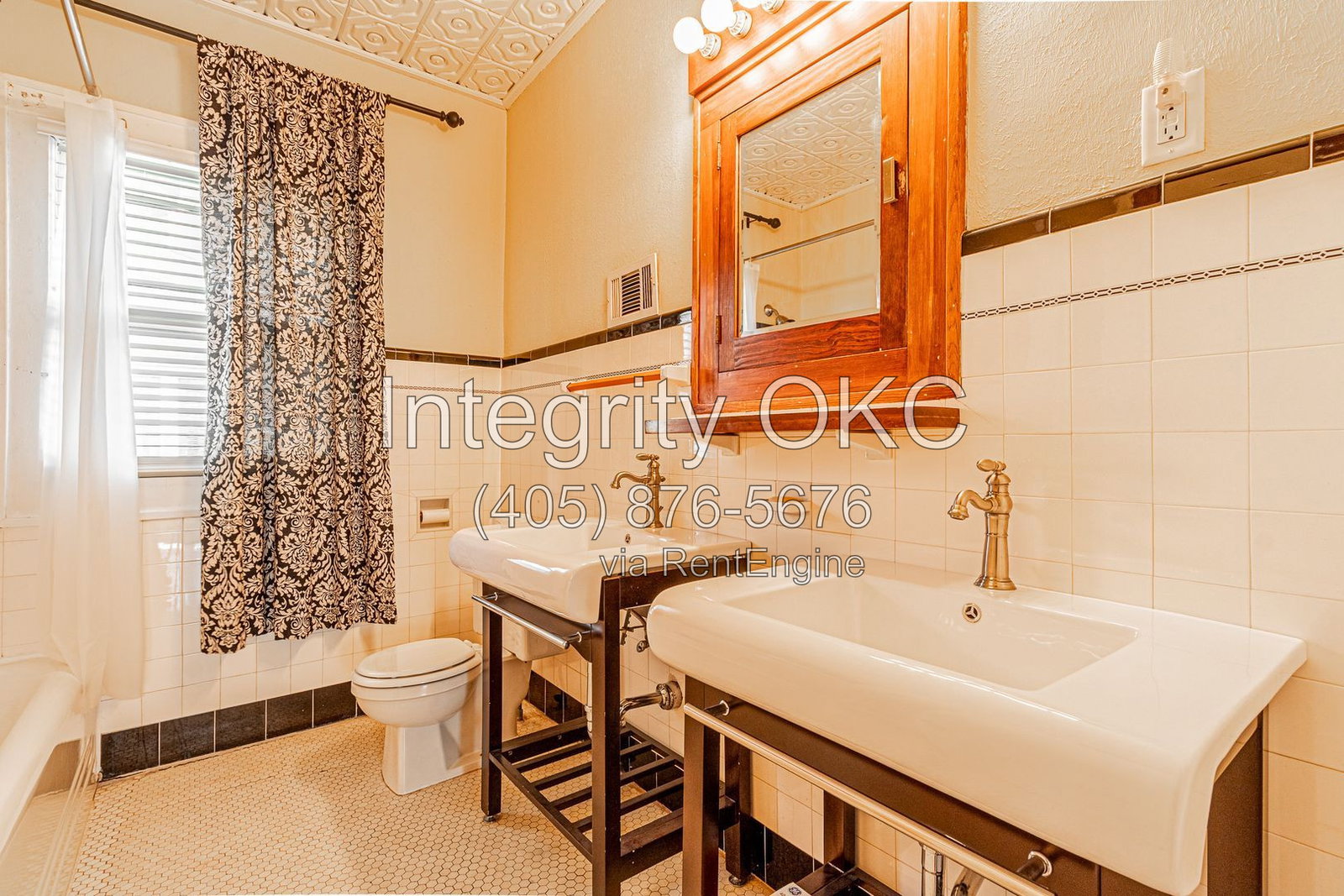 Gallery Image 16