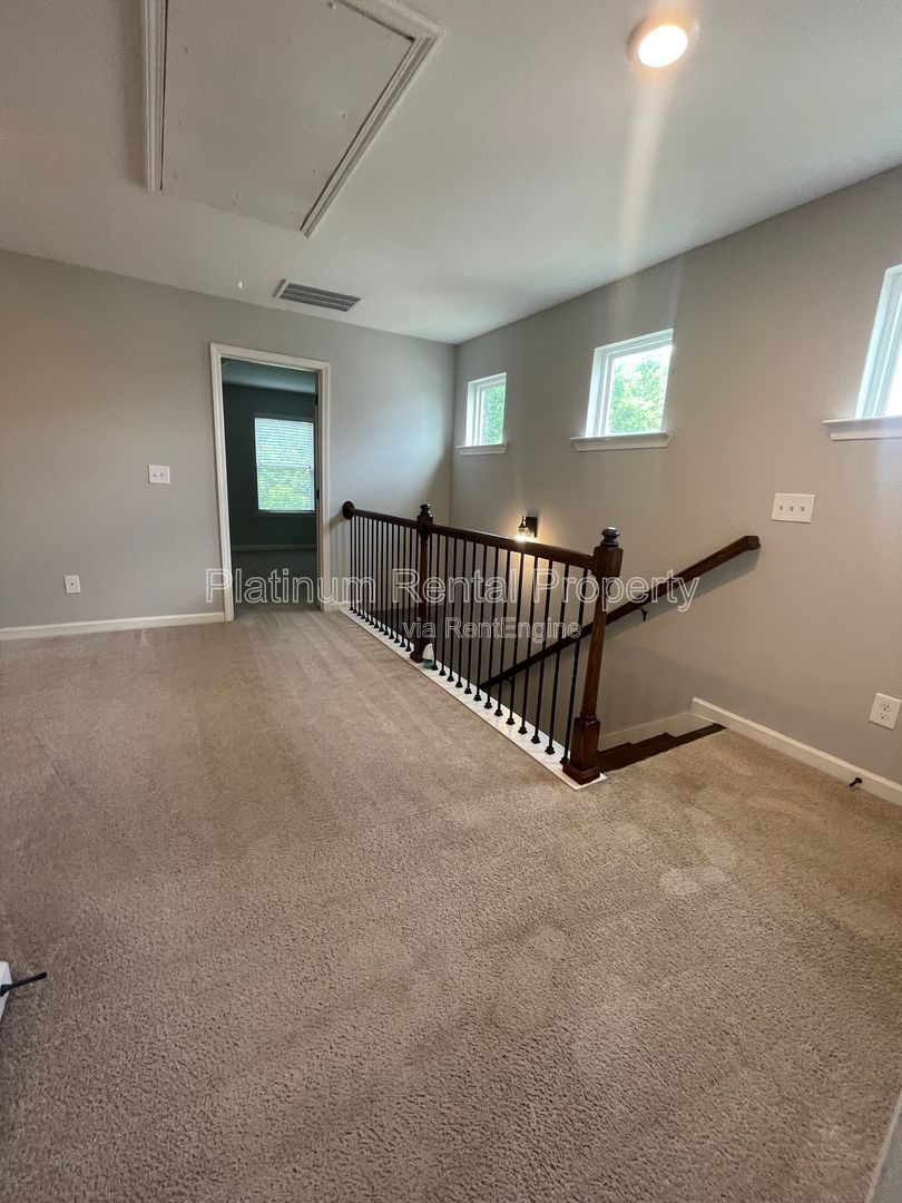 Gallery Image 25