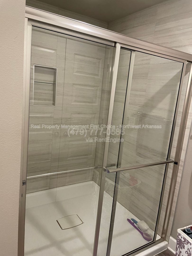 Gallery Image 18