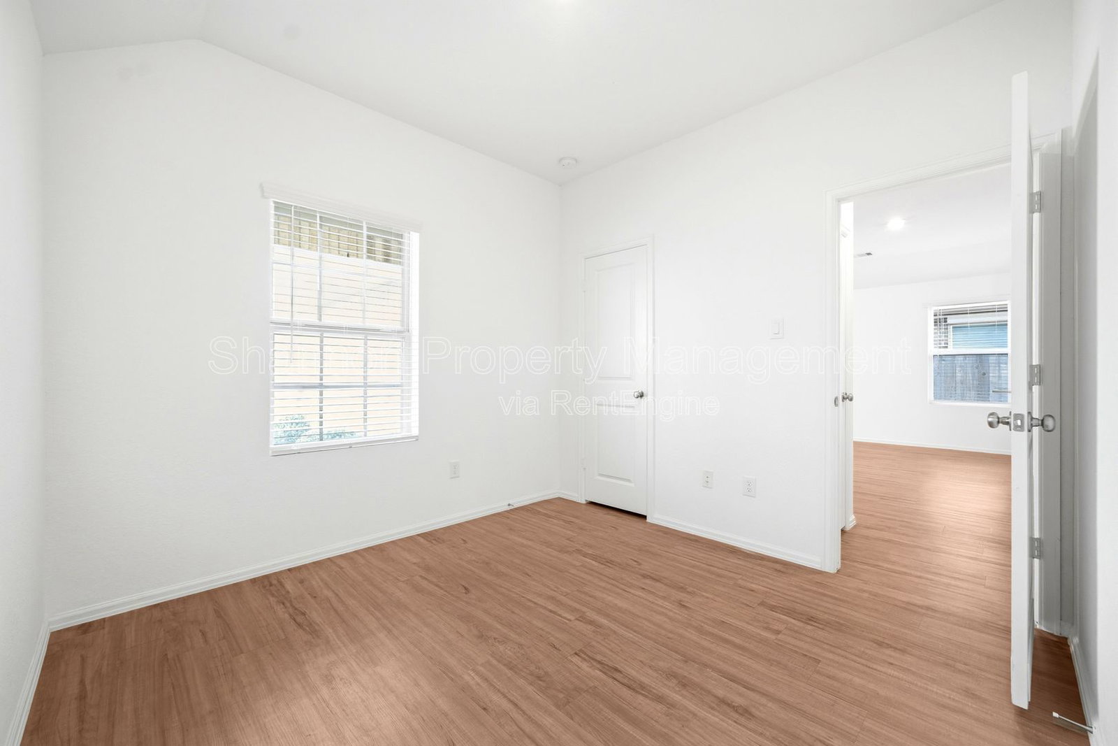 Gallery Image 21