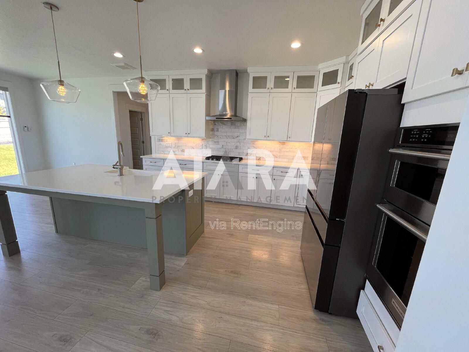 Gallery Image 44