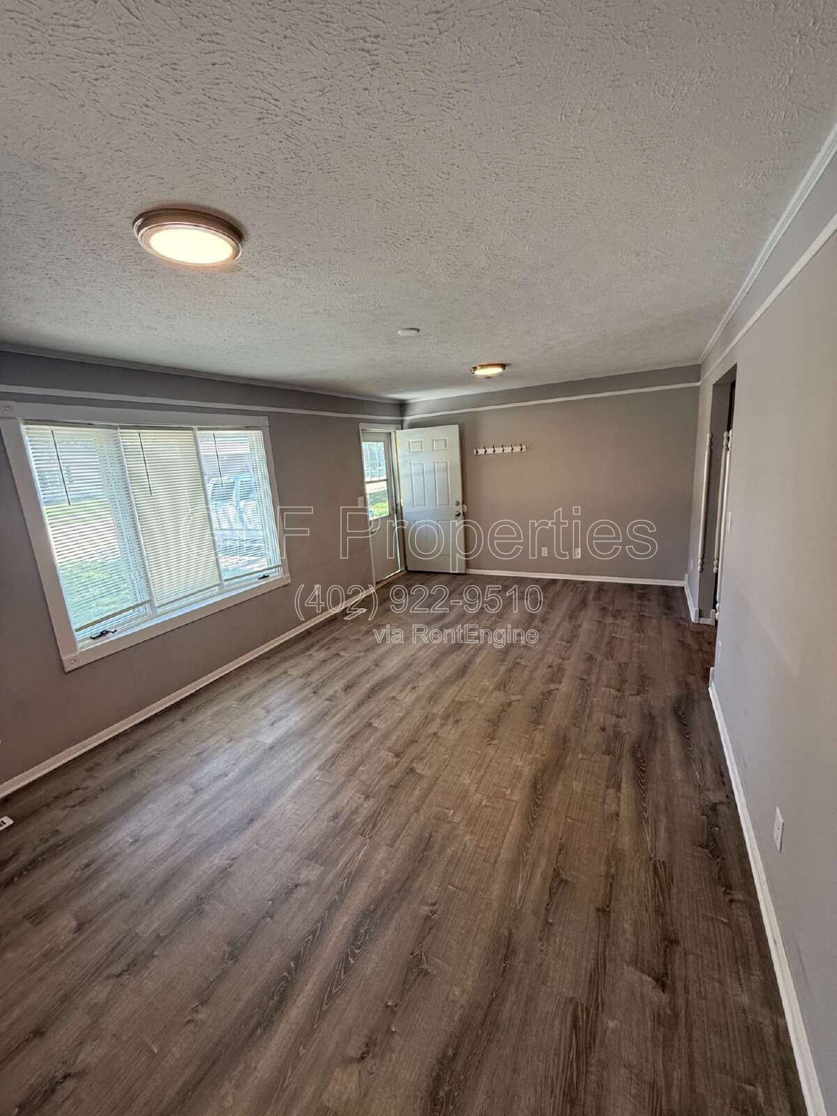 Gallery Image 0