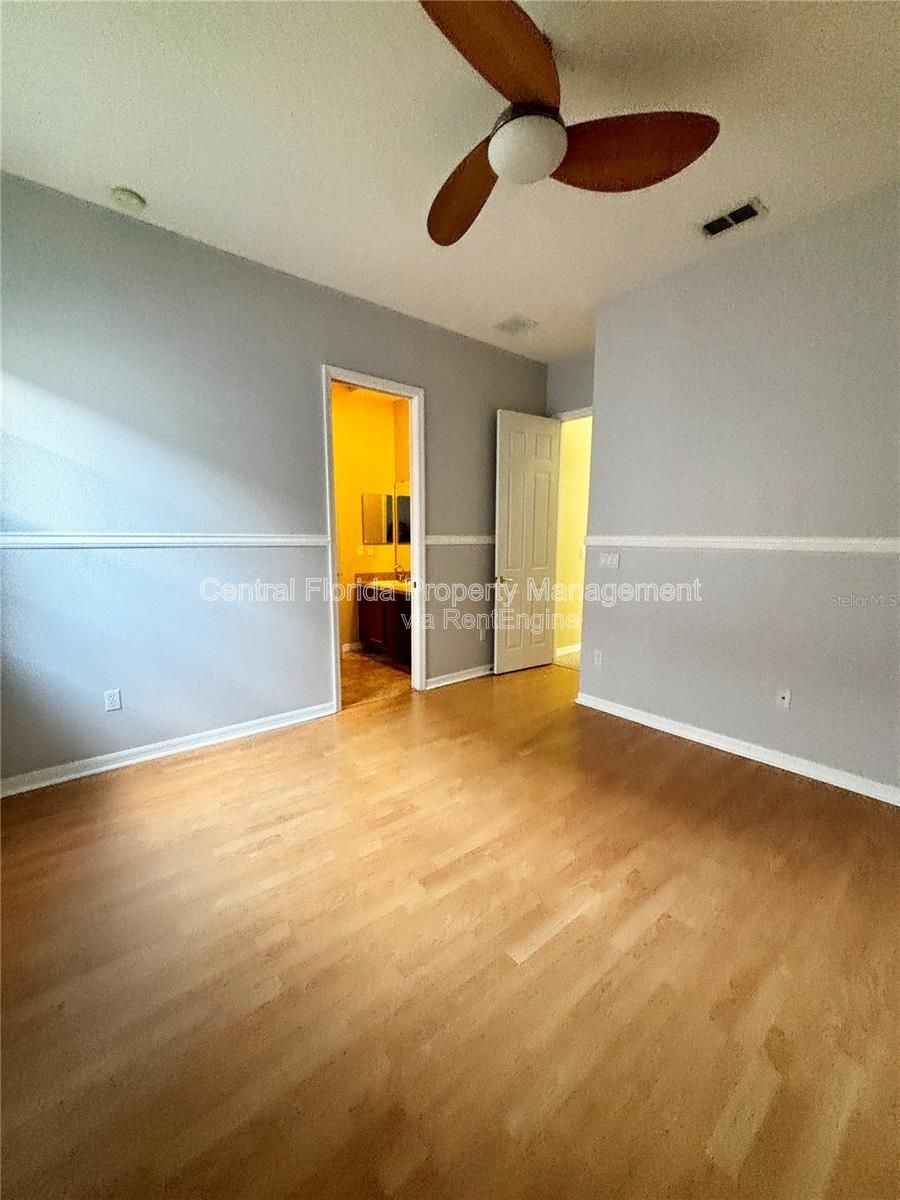 Gallery Image 30