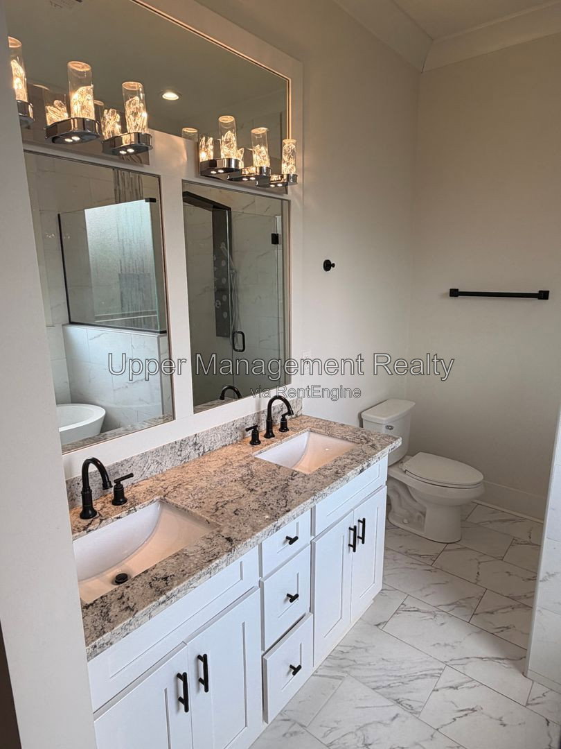 Gallery Image 11