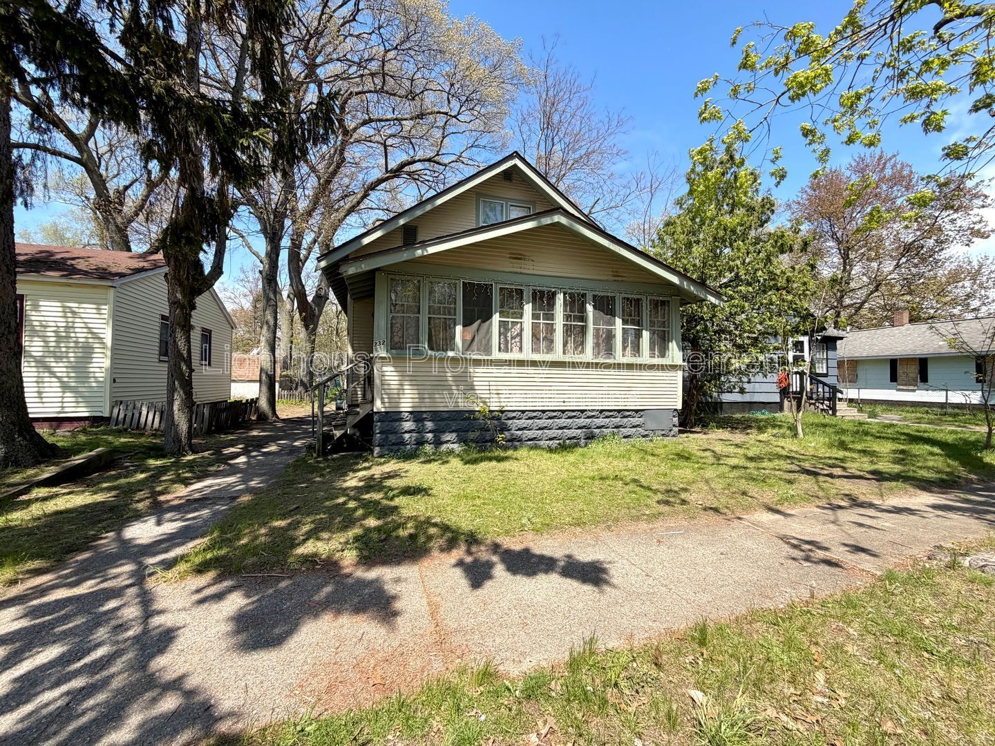 Gallery Image 0