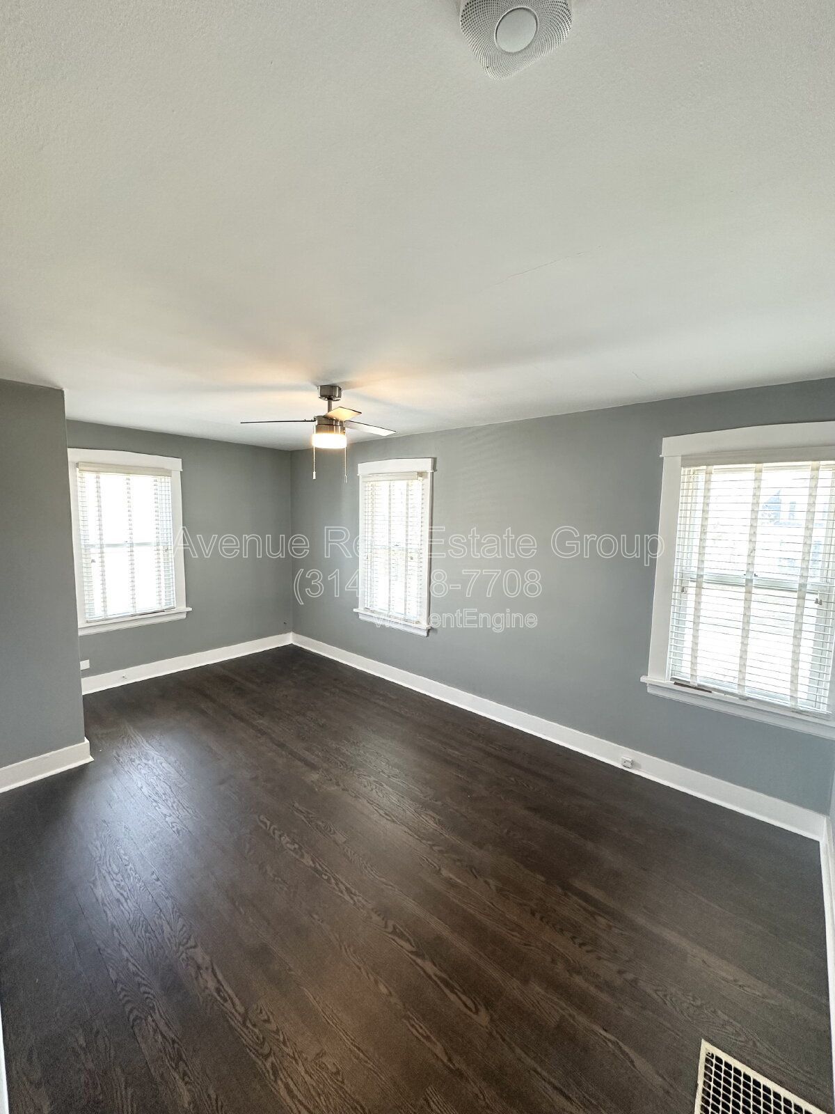 Gallery Image 19