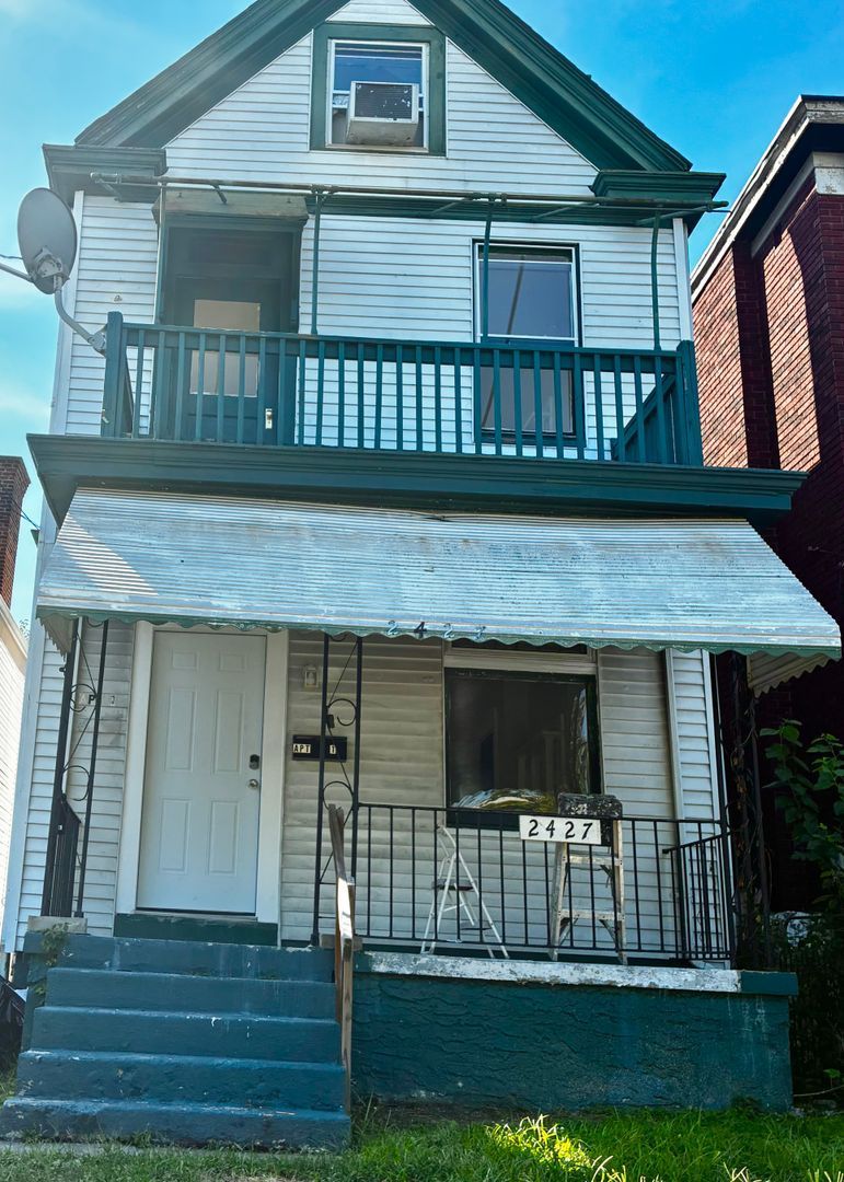 Gallery Image 0