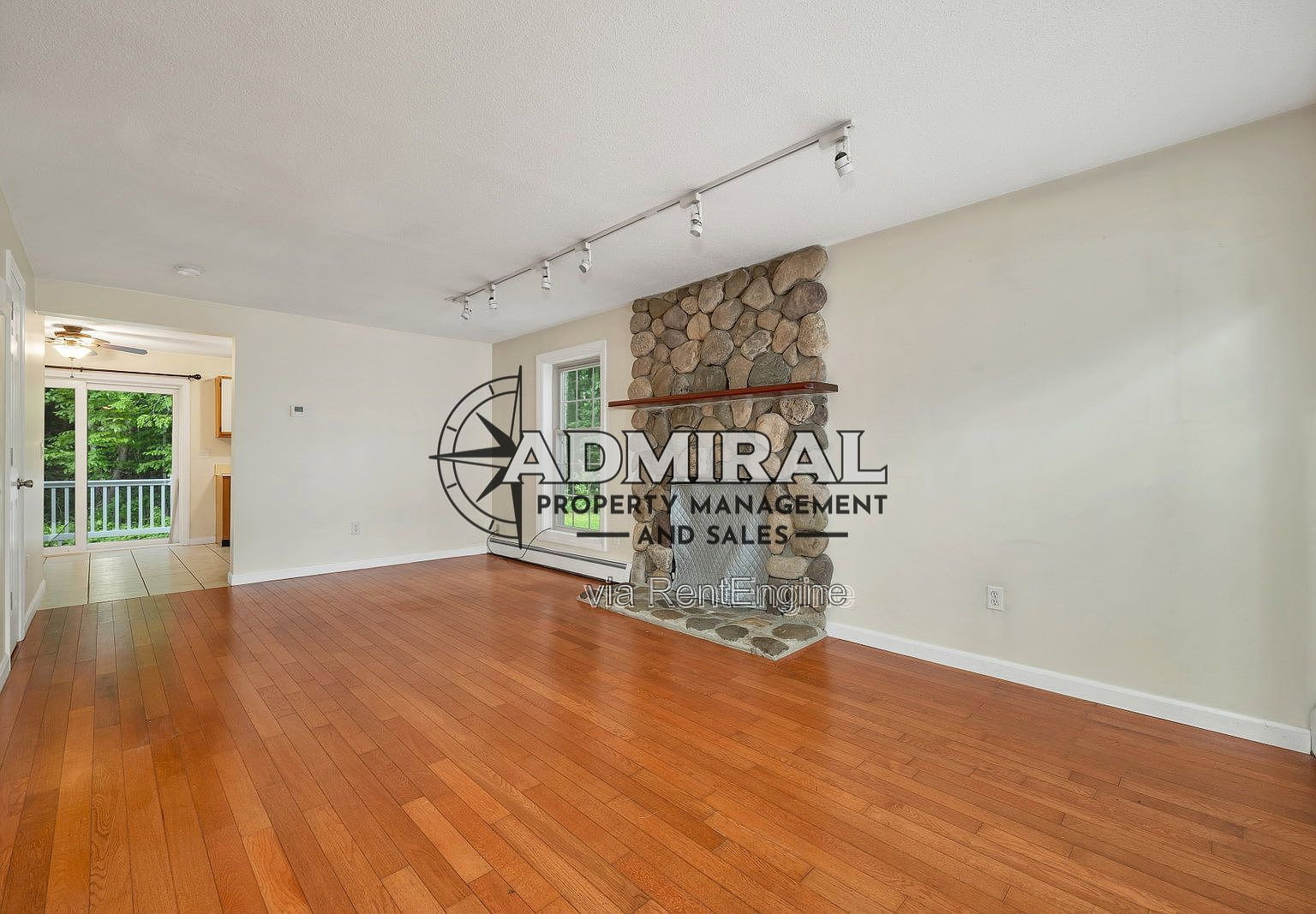 Gallery Image 0
