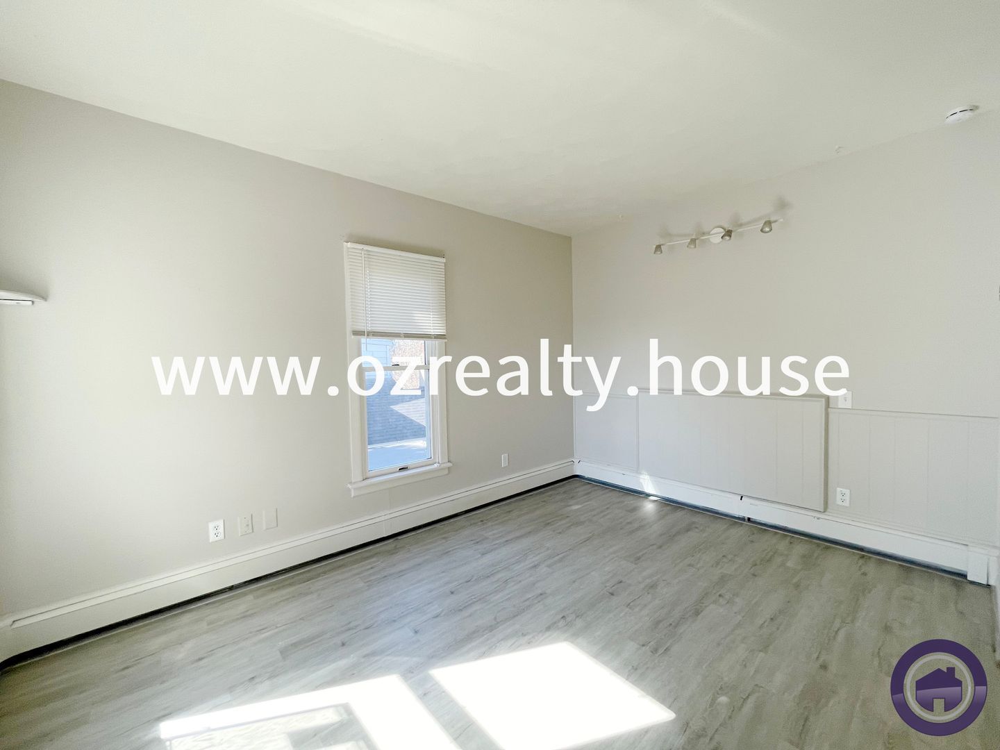 Gallery Image 18