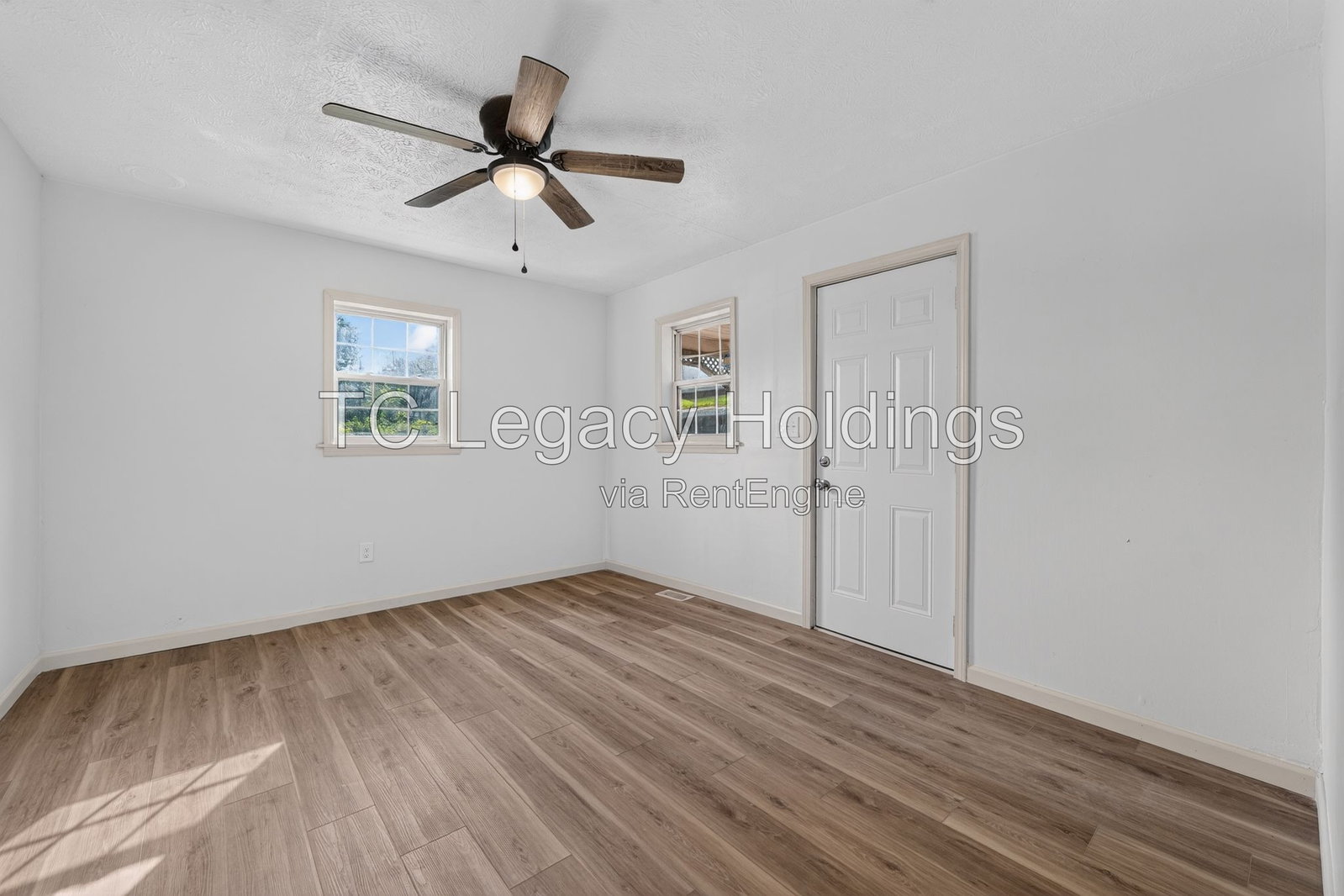 Gallery Image 15