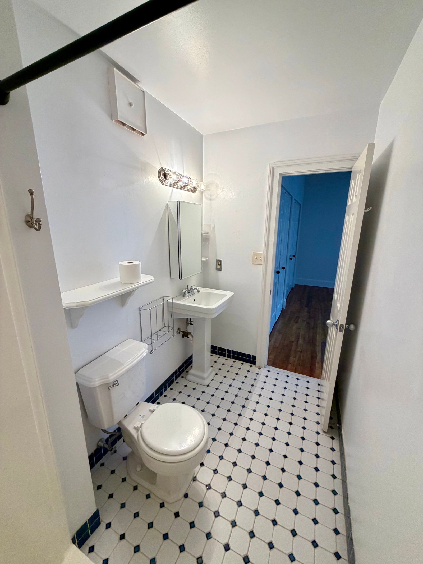 Gallery Image 17