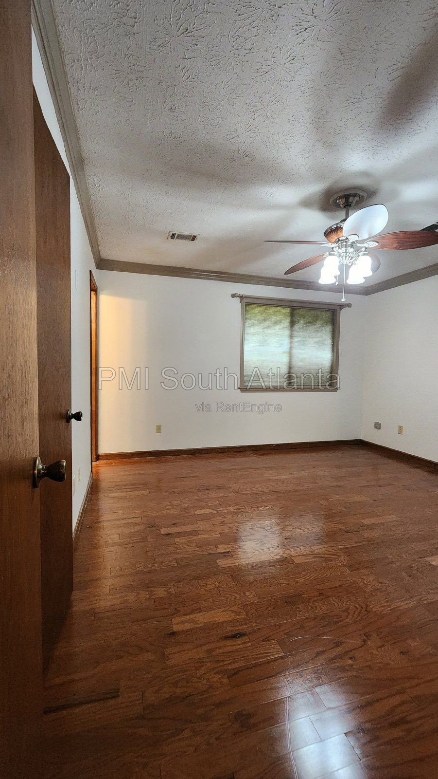Gallery Image 33