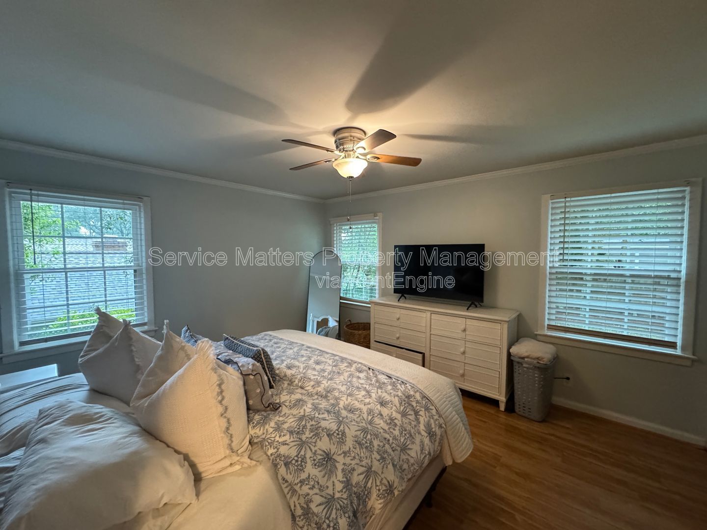 Gallery Image 16