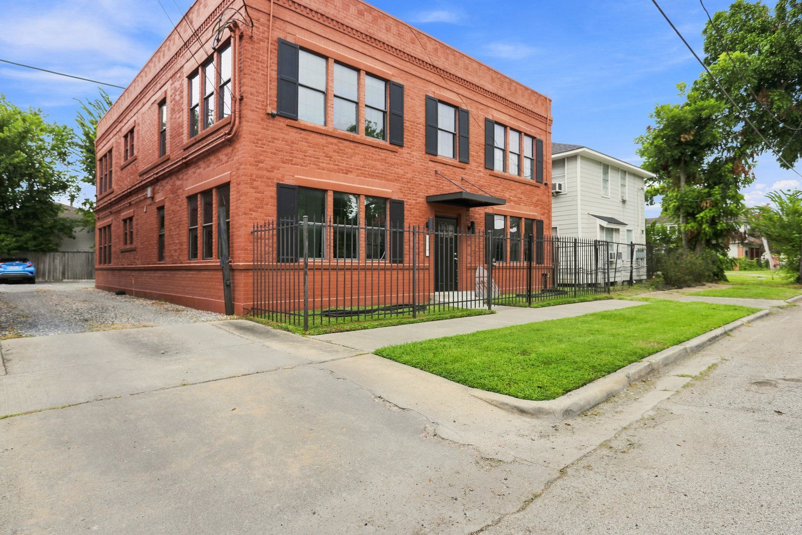 Gallery Image 9