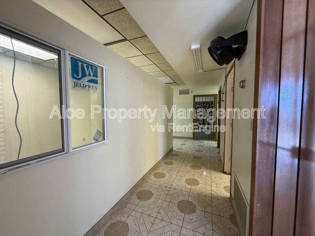 Gallery Image 34