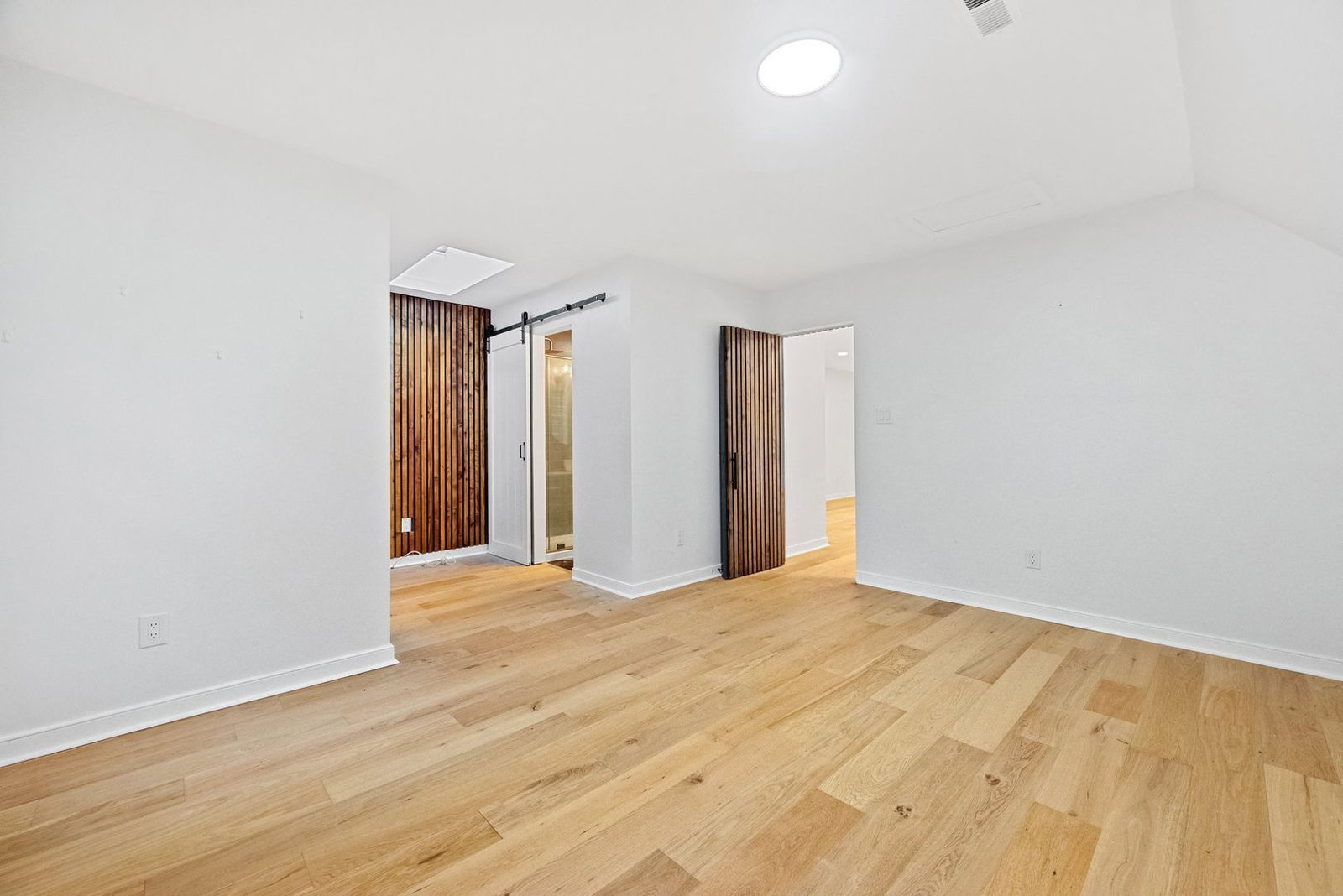 Gallery Image 19