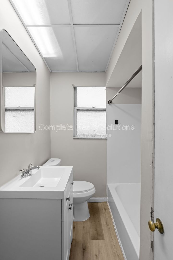 Gallery Image 11