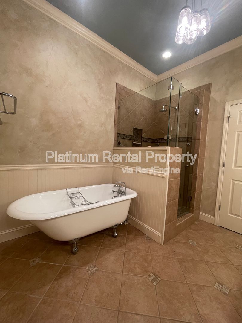 Gallery Image 53