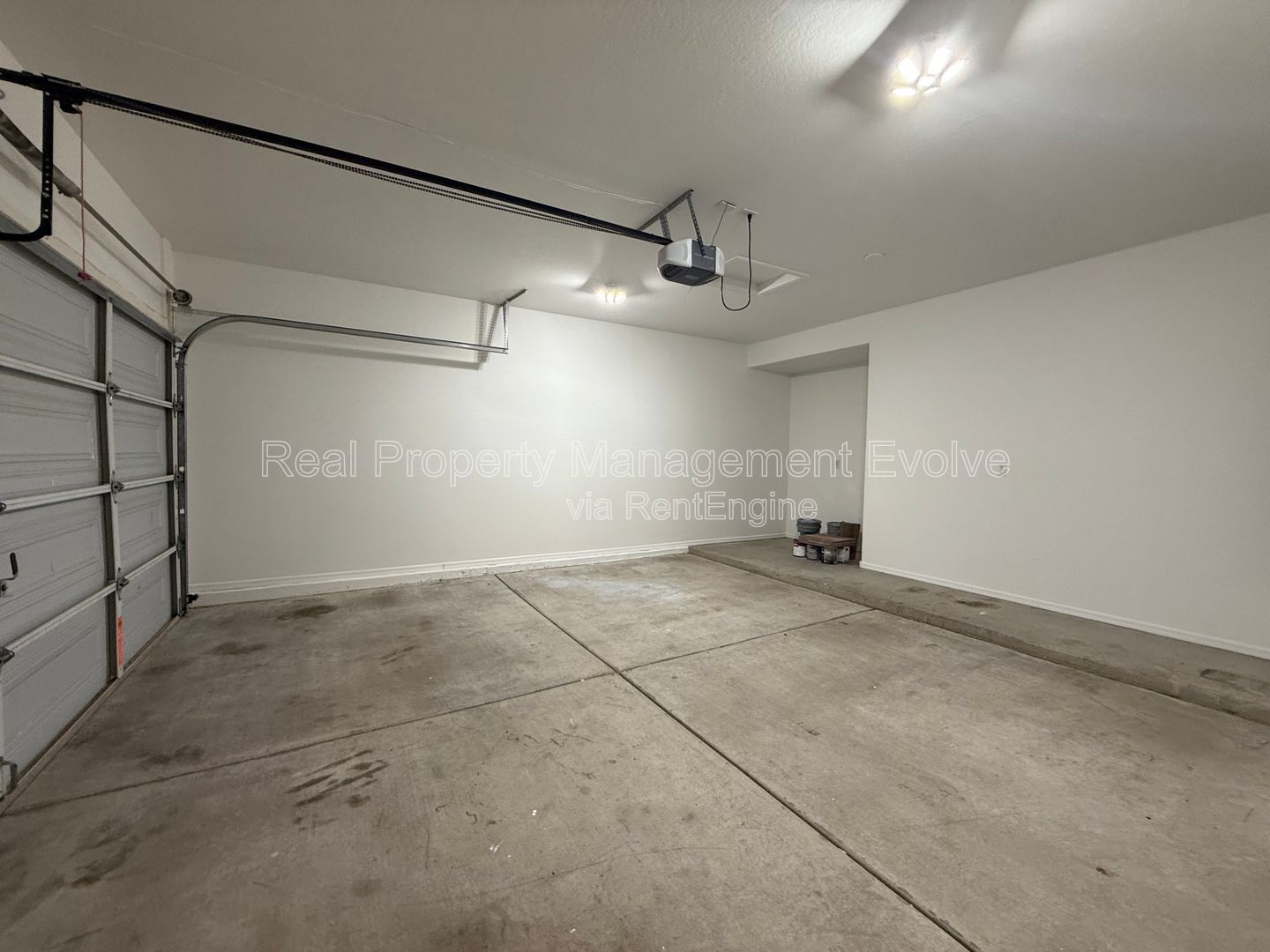 Gallery Image 32
