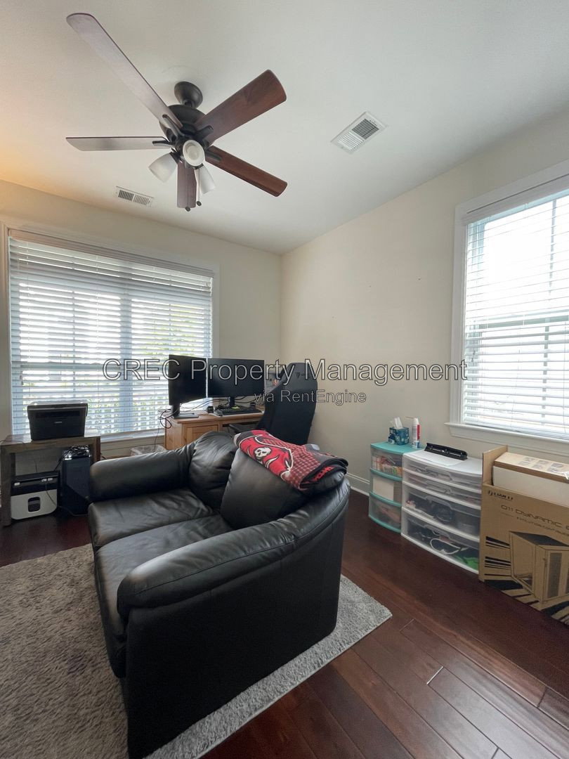 Gallery Image 11