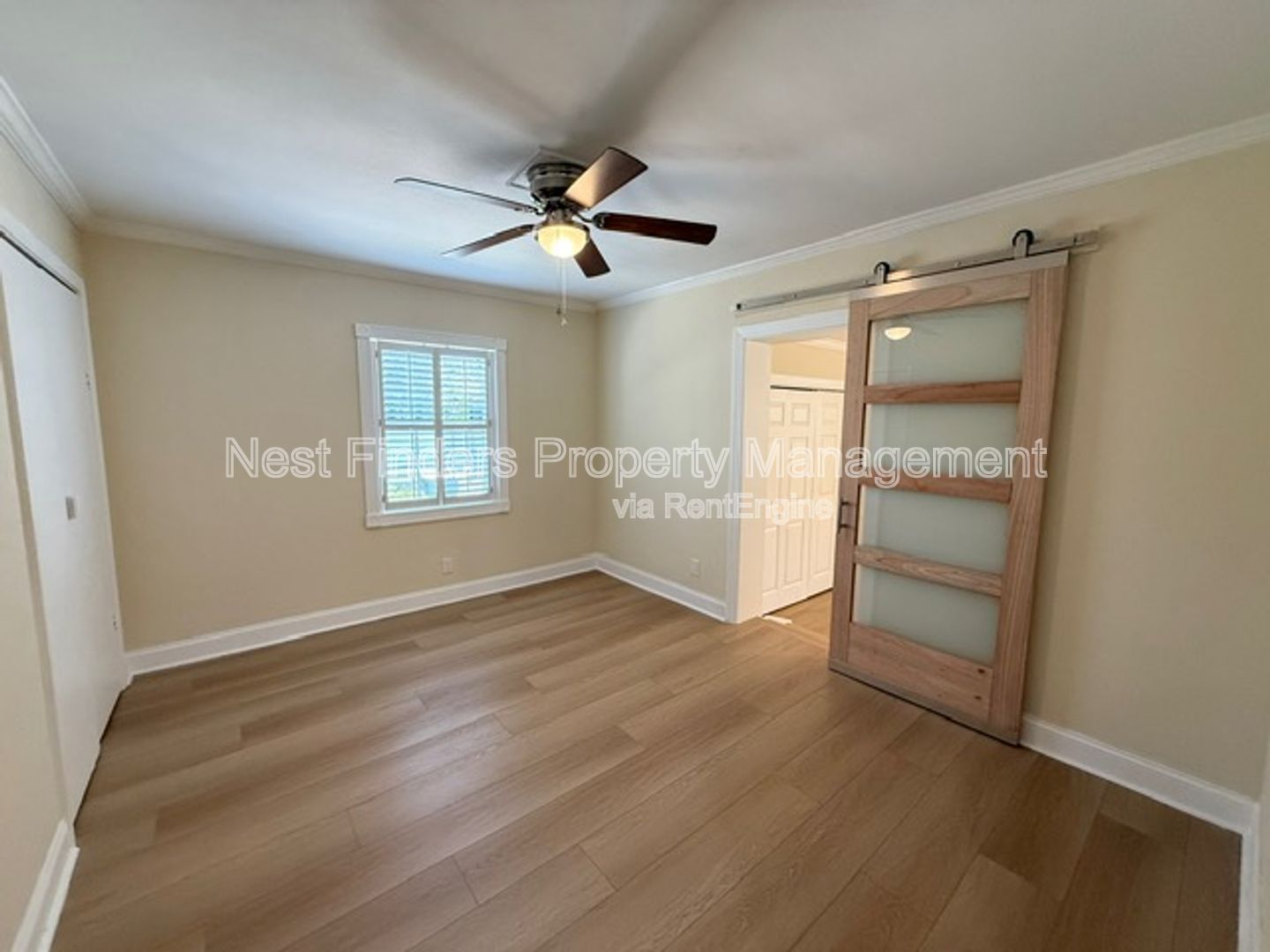 Gallery Image 16