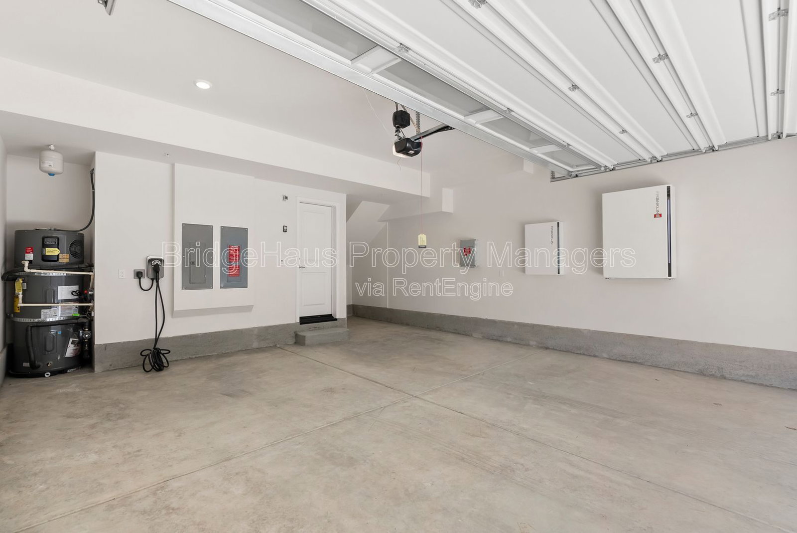 Gallery Image 38