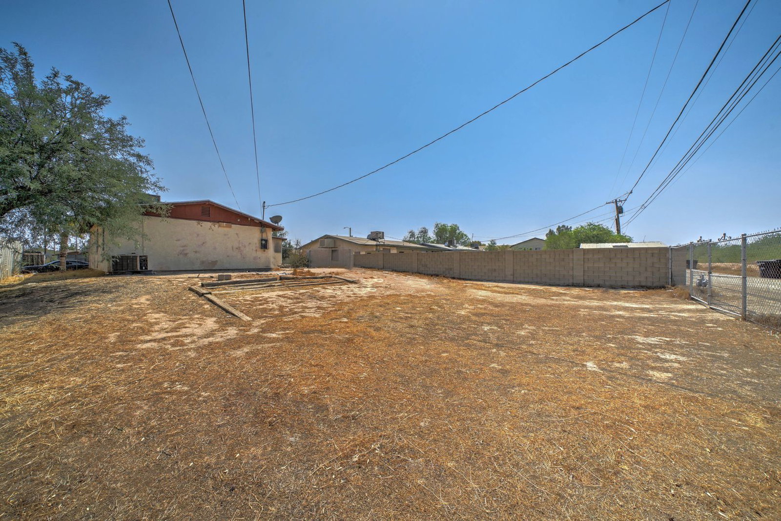 Gallery Image 15