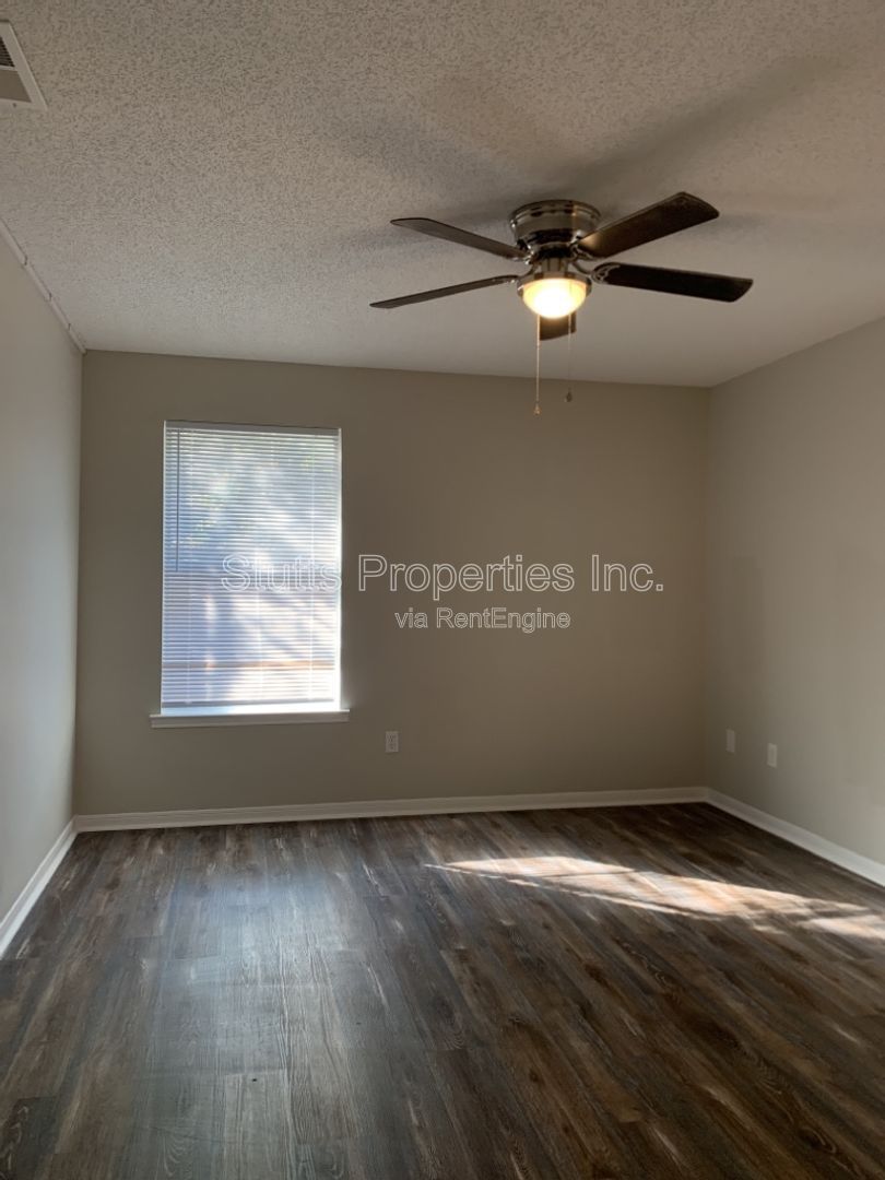 Gallery Image 7