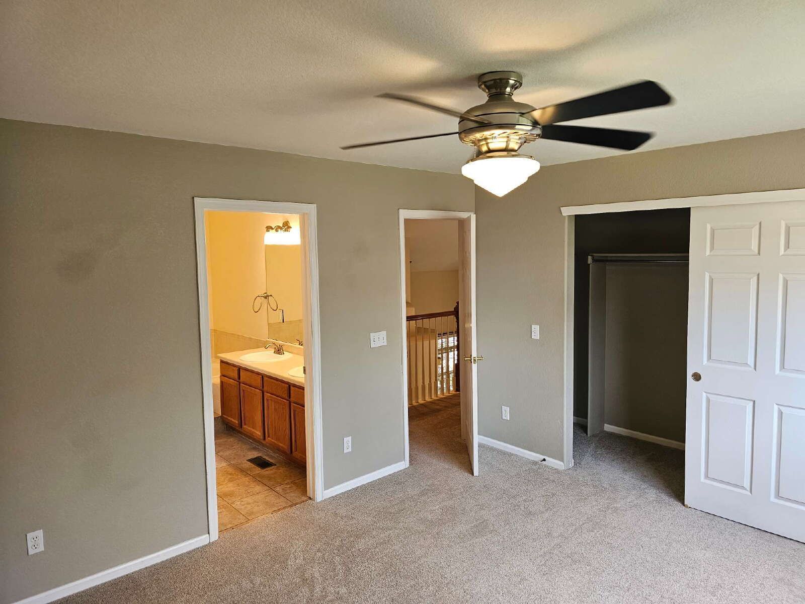 Gallery Image 17