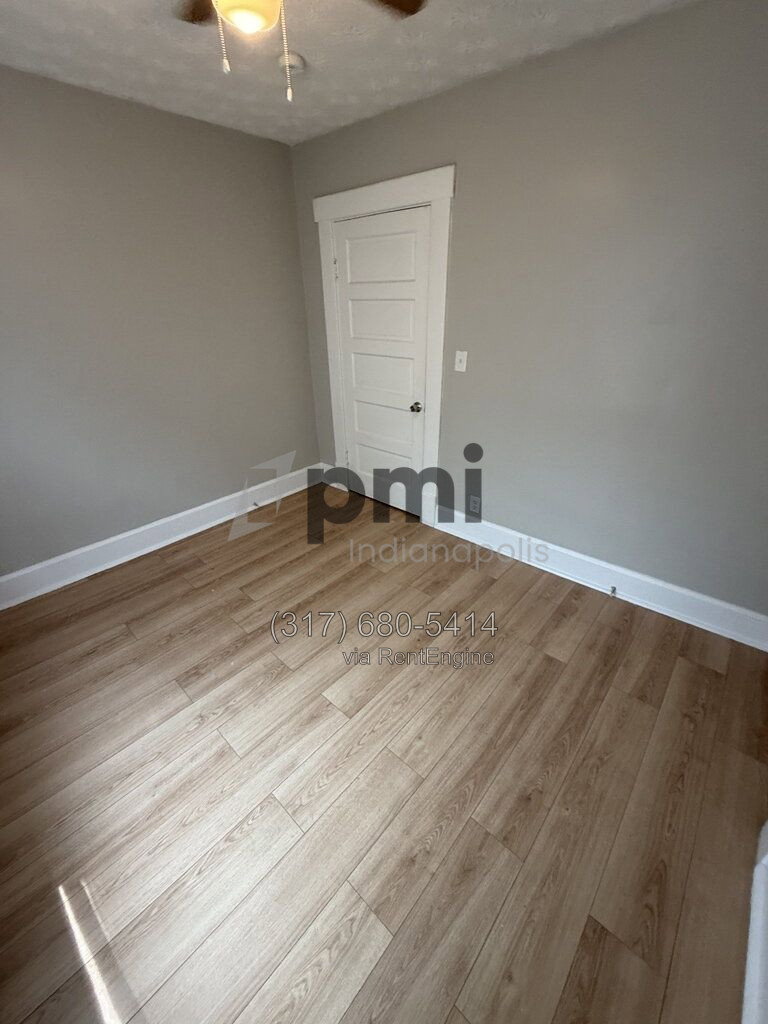 Gallery Image 17
