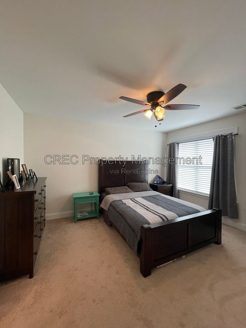 Gallery Image 16