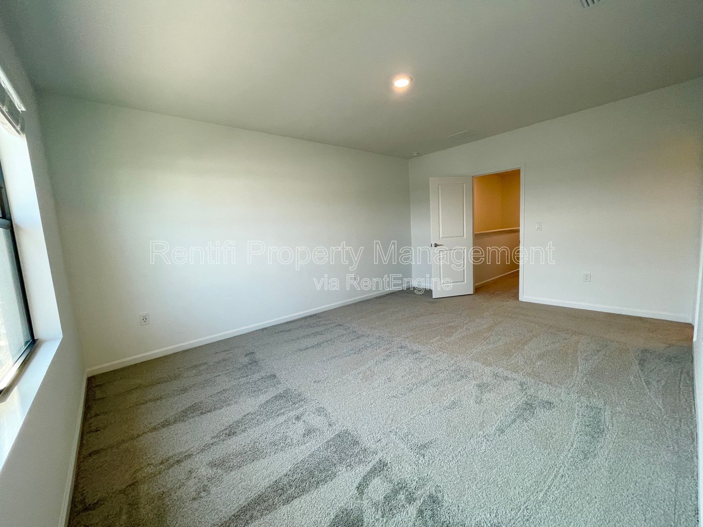 Gallery Image 18