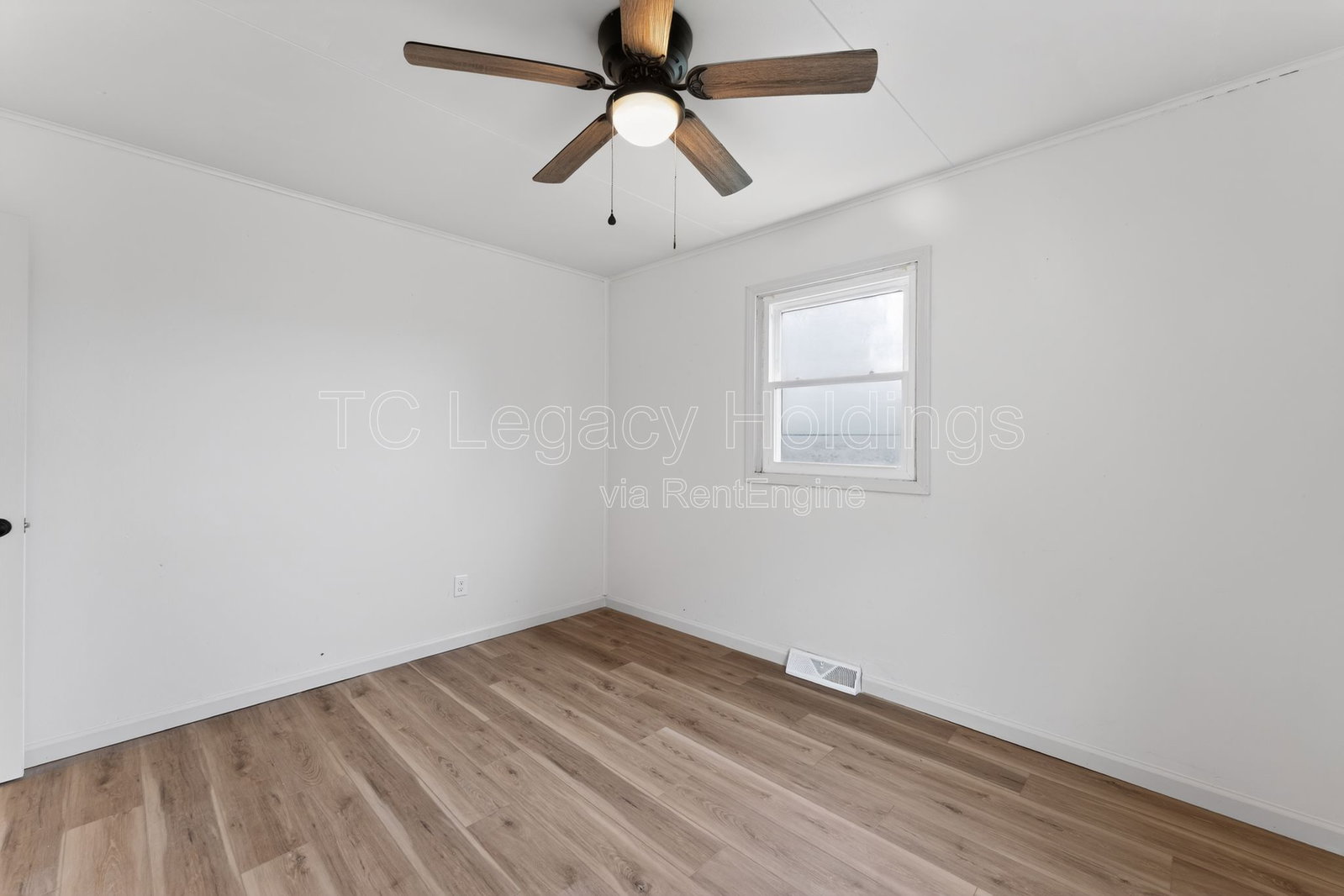 Gallery Image 18