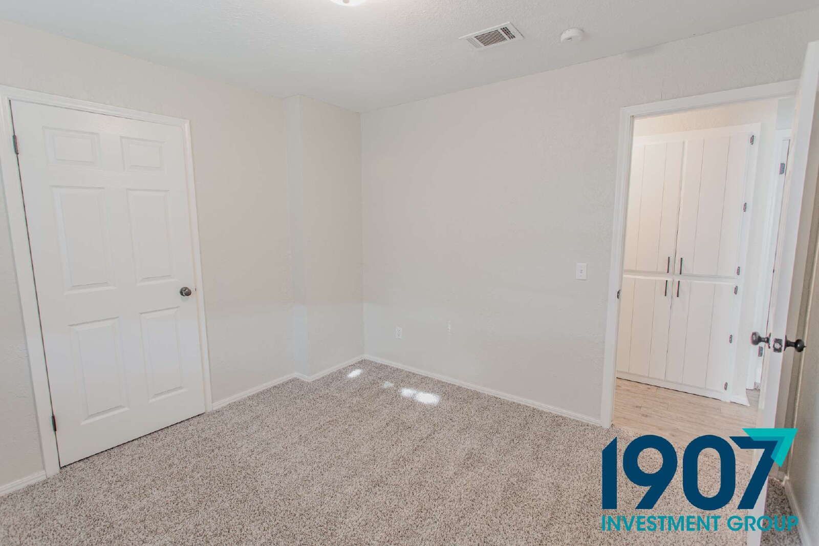 Gallery Image 16