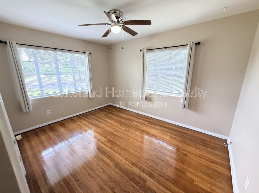 Gallery Image 16