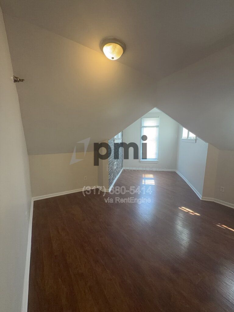 Gallery Image 22