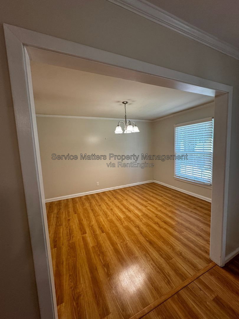 Gallery Image 14