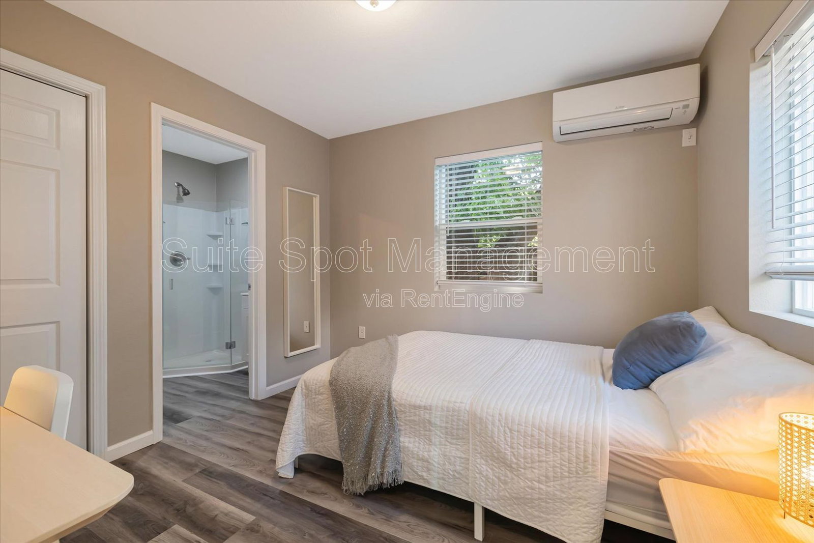 Gallery Image 11