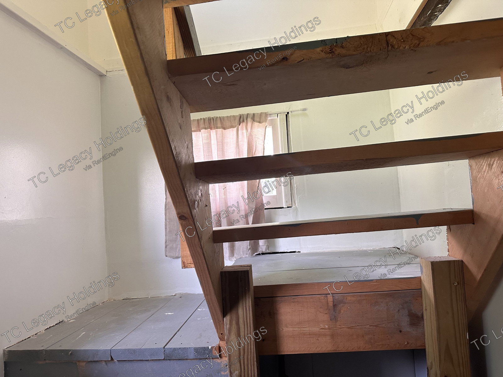 Gallery Image 16