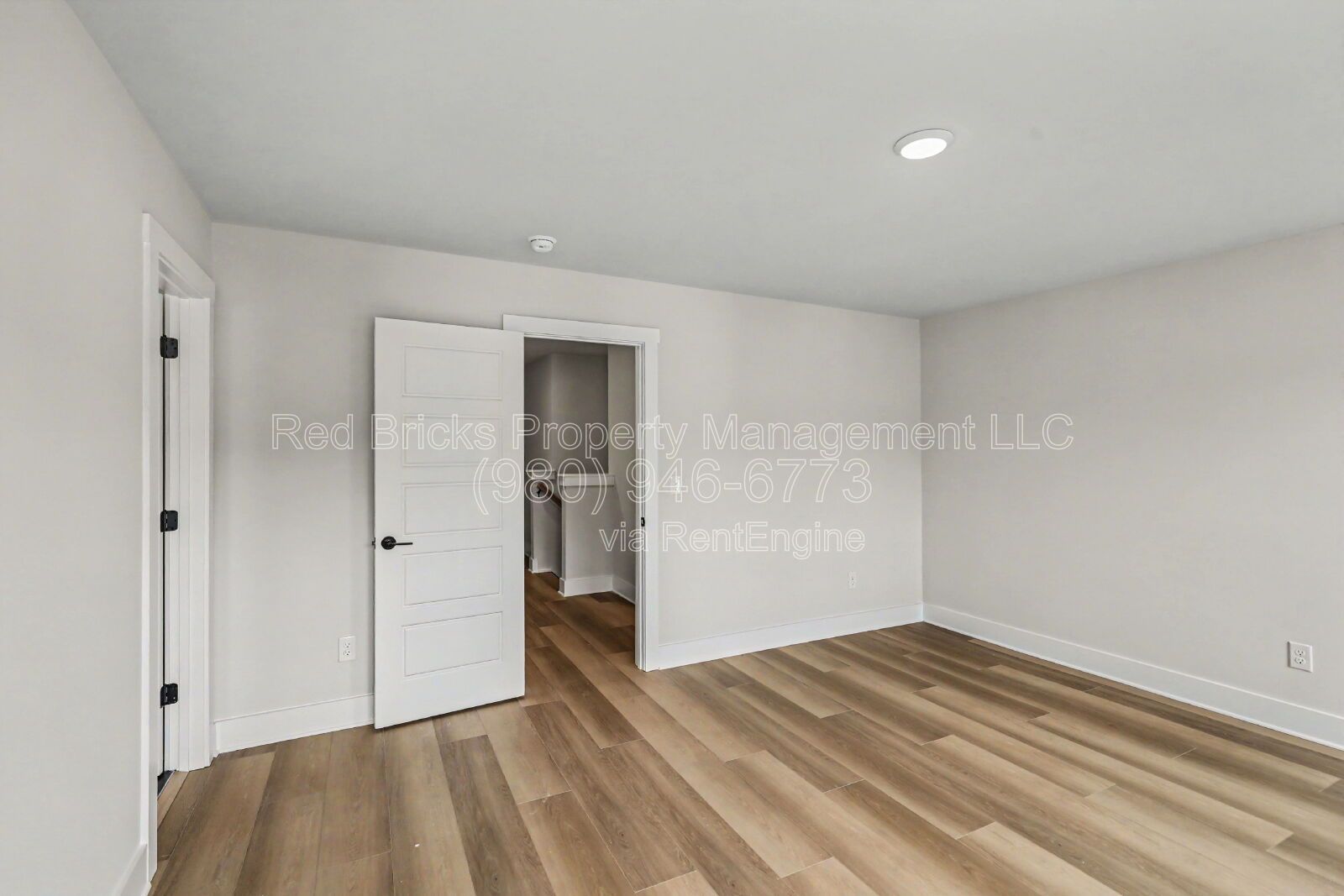 Gallery Image 19