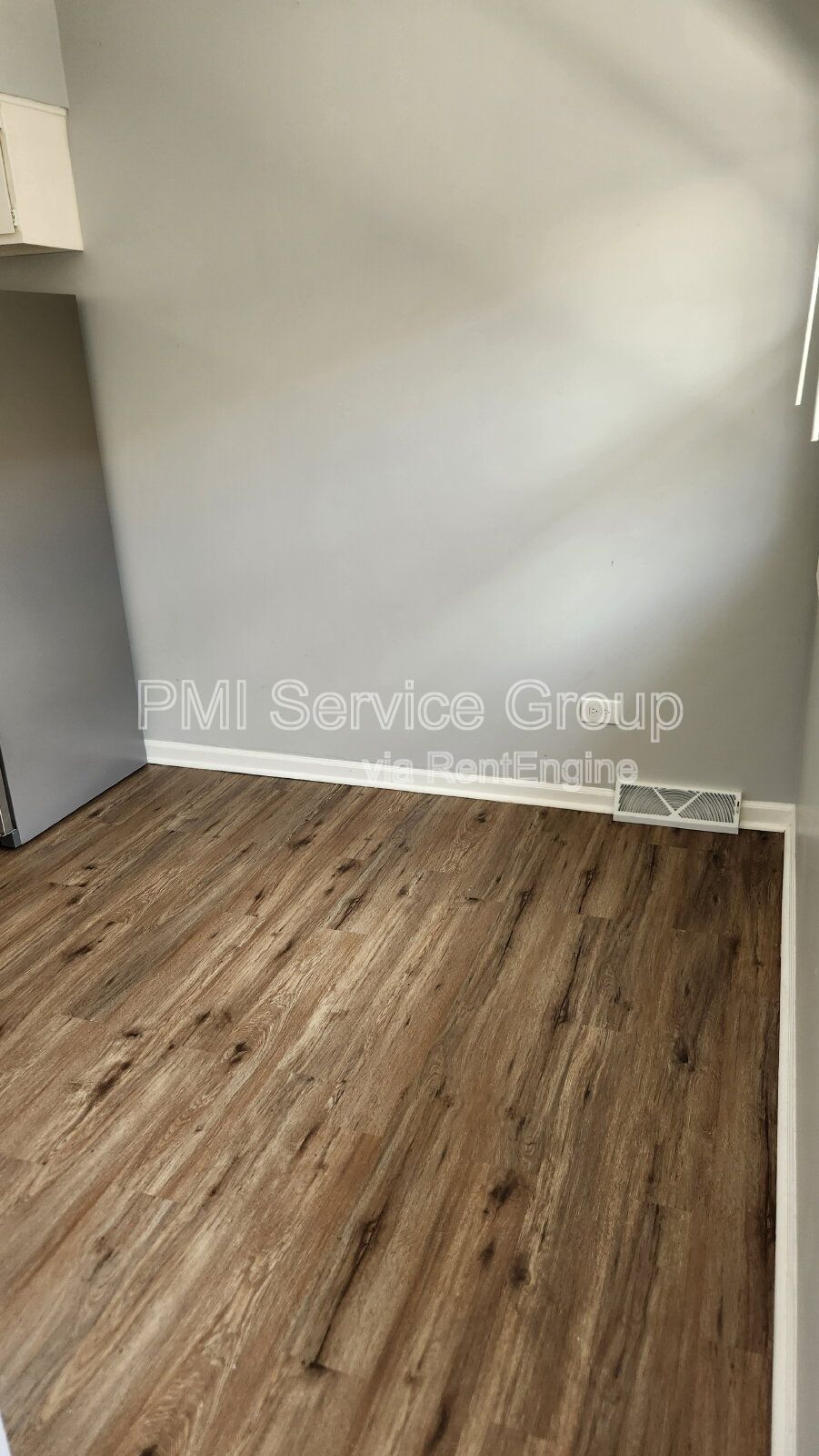 Gallery Image 16
