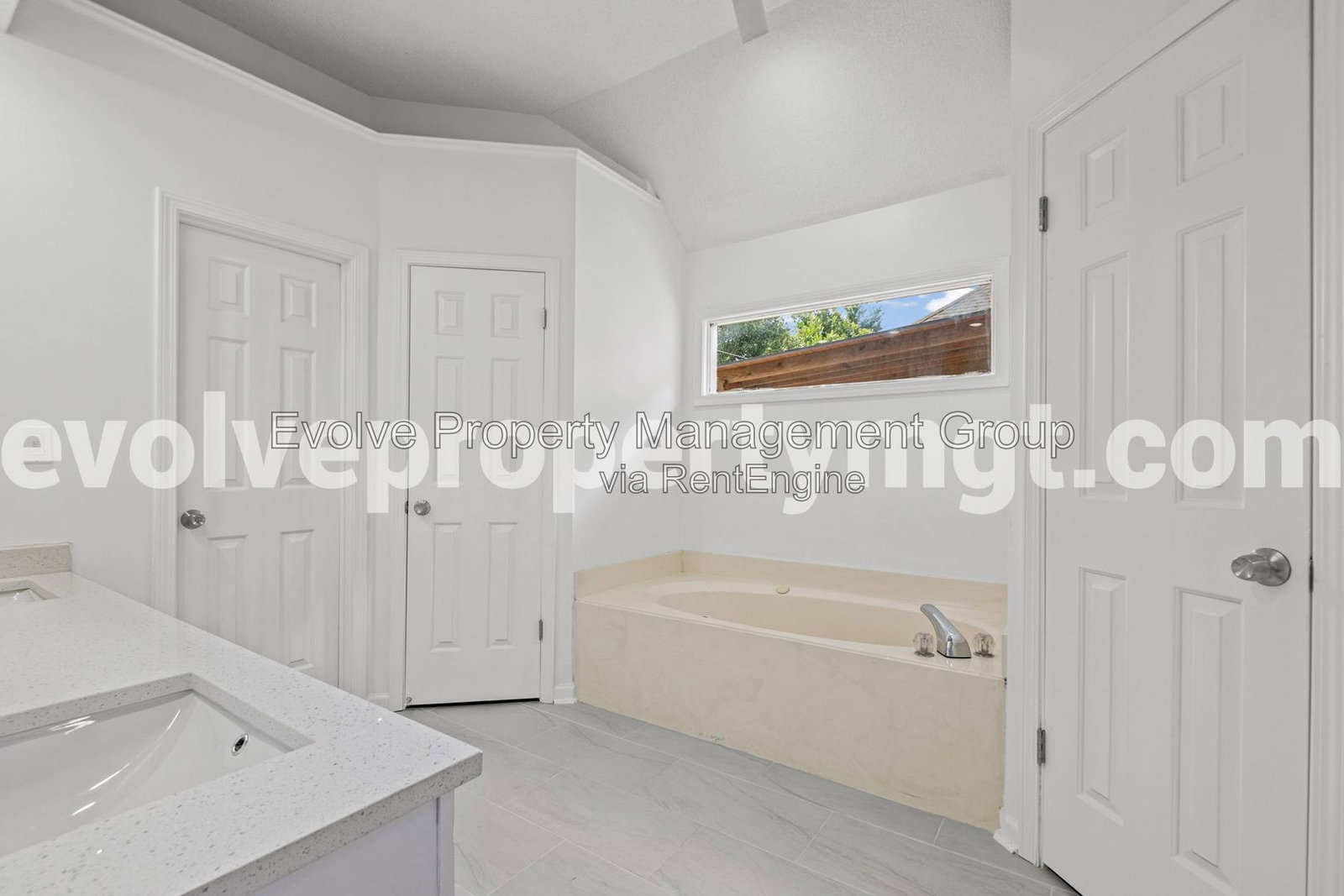 Gallery Image 18