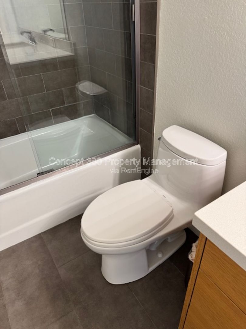 Gallery Image 22