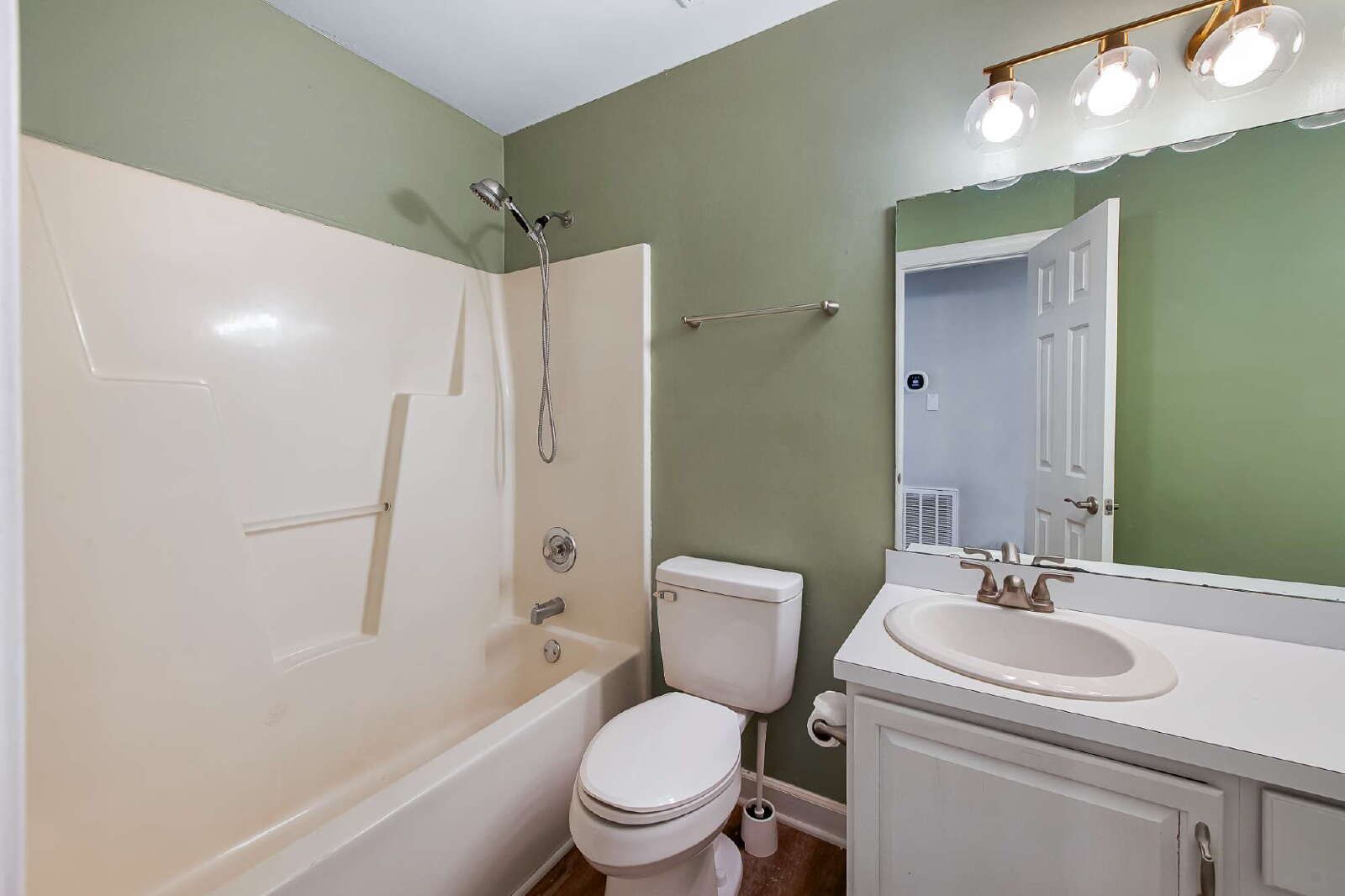 Gallery Image 18