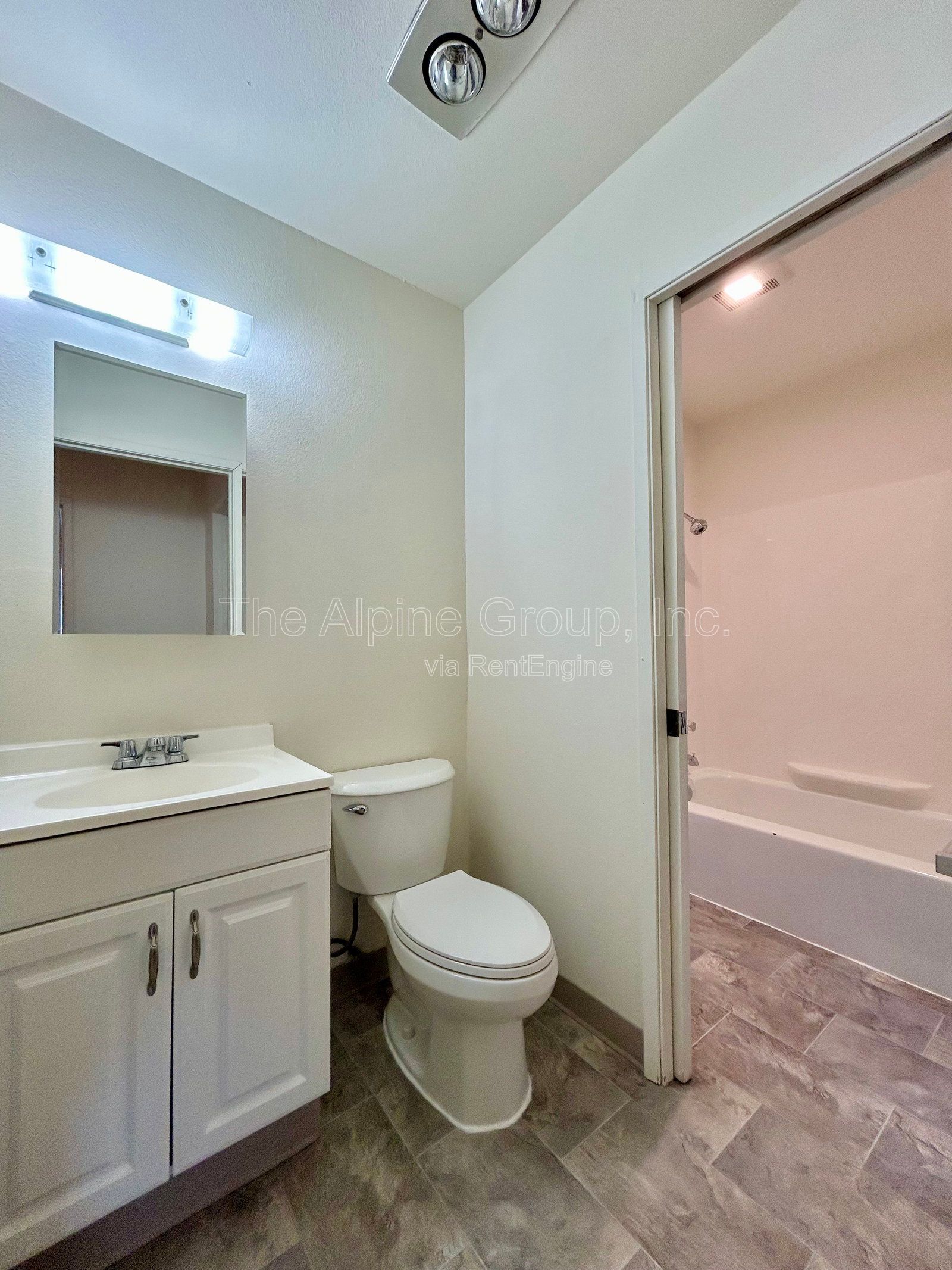 Gallery Image 18
