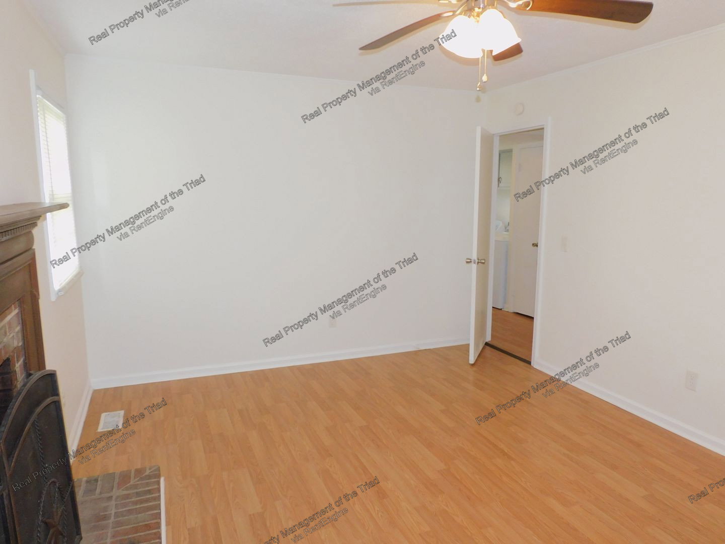 Gallery Image 16
