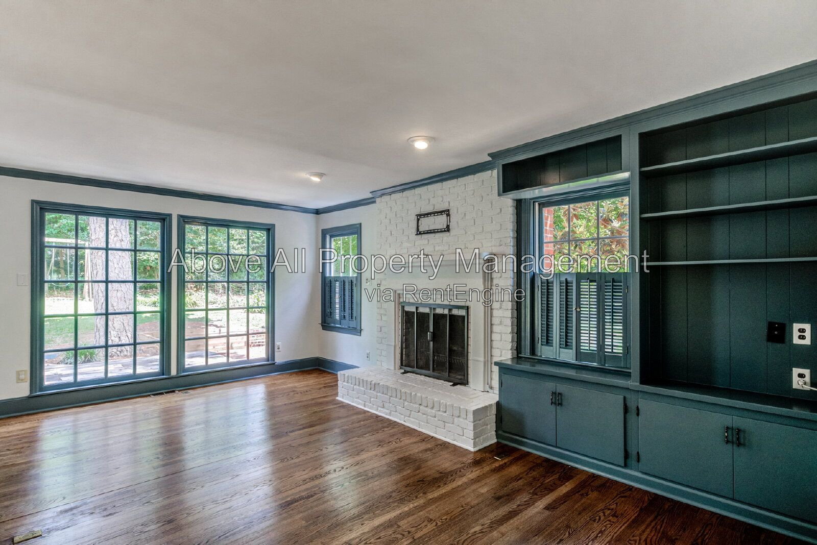 Gallery Image 16
