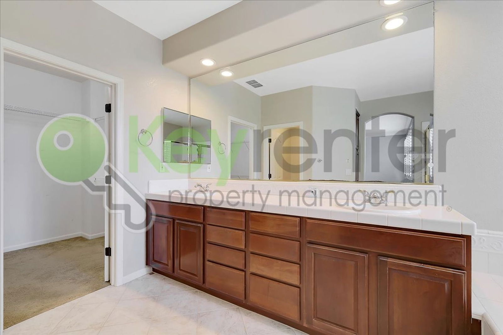Gallery Image 43